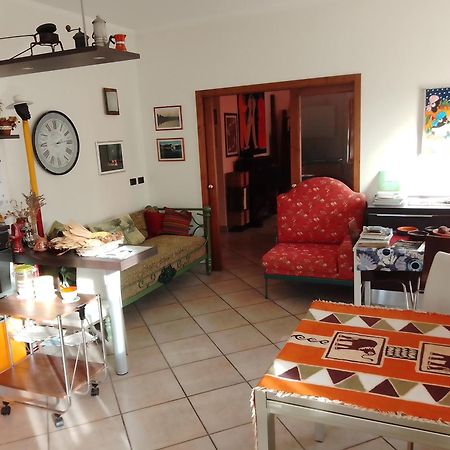 Bed and Breakfast Il Melograno Борго-Сан-Далмаццо Экстерьер фото