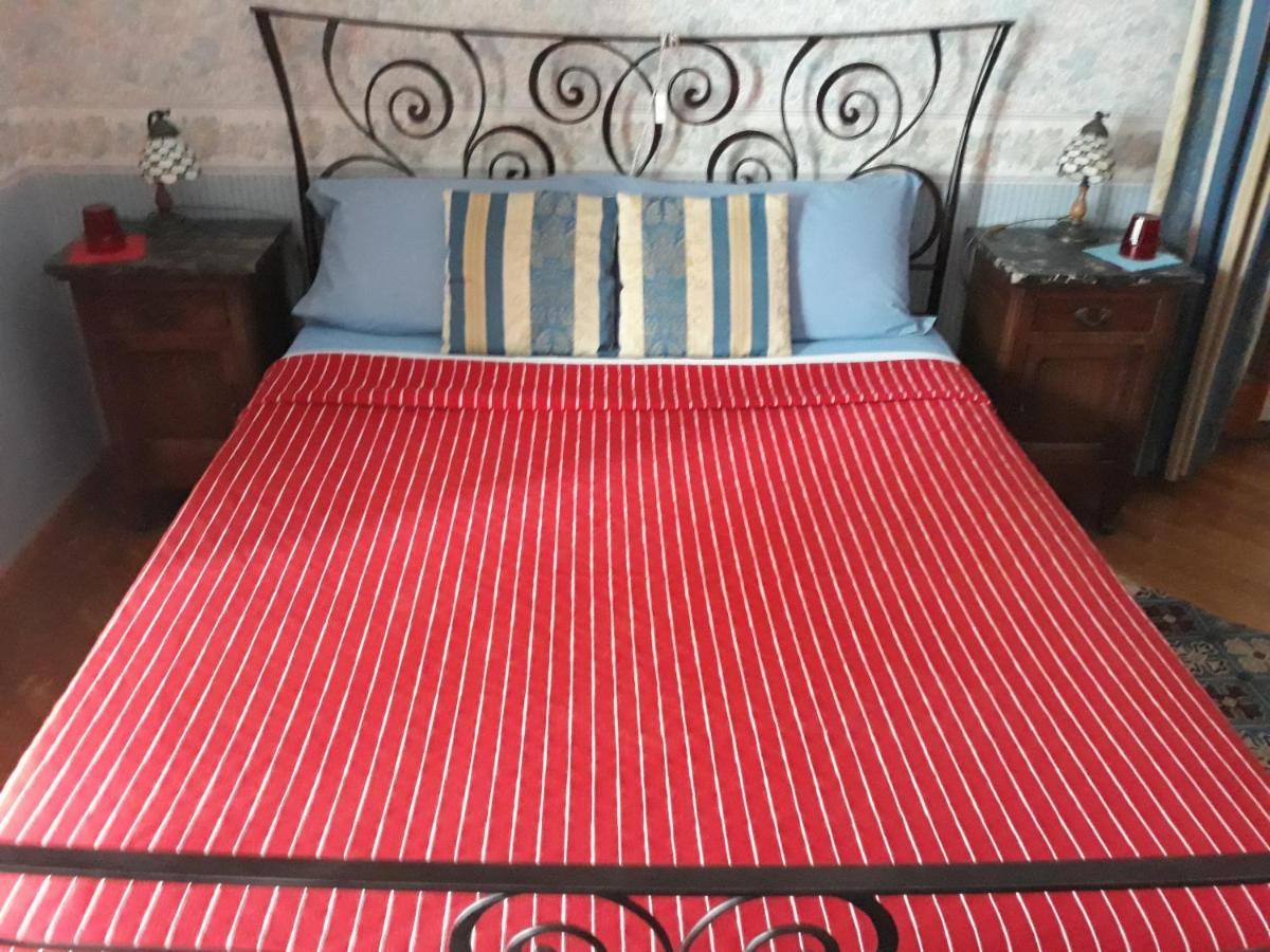 Bed and Breakfast Il Melograno Борго-Сан-Далмаццо Экстерьер фото