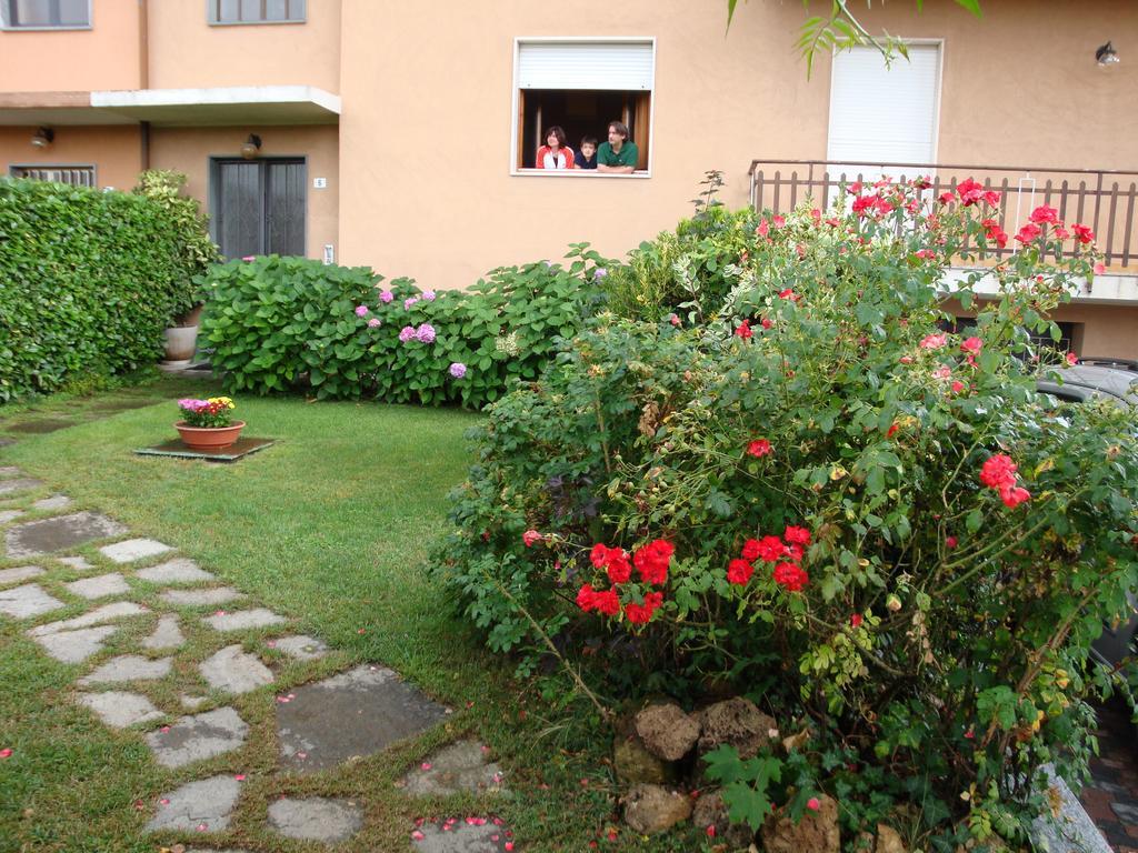 Bed and Breakfast Il Melograno Борго-Сан-Далмаццо Экстерьер фото